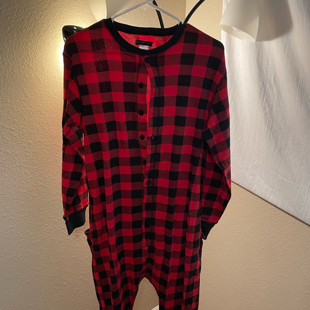 Ladies sleep wear never worn new without tags!